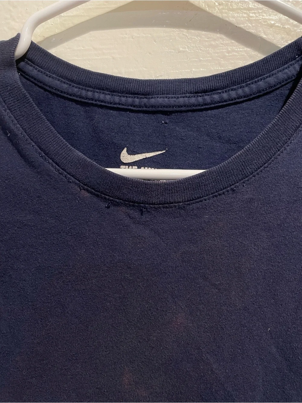 Nike Men's Navy Blue Small Swoosh Logo Crew Neck Short Sleeve T-Shirt S